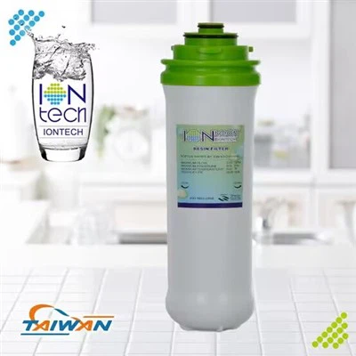 Подмяна на смола за воден филтър